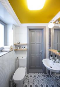 Imagen de la galería de Yellow Apartment, en Cluj-Napoca