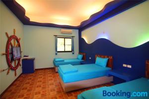 A seating area at Lian Chinq Diving B&B