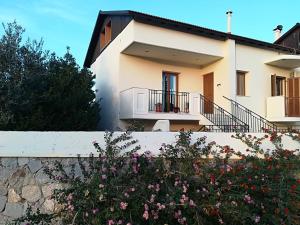 Balkoni atau teres di Apartment Ivy Kallithea