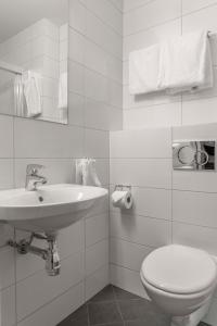 Koupelna v ubytování Melbu Hotell