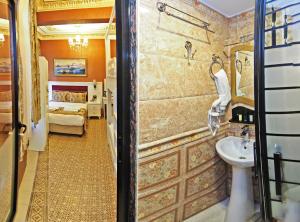 Postel nebo postele na pokoji v ubytování Glamour Classic Hotel Istanbul Sirkeci