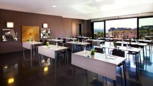 Restaurace v ubytování Point Hotel Taksim