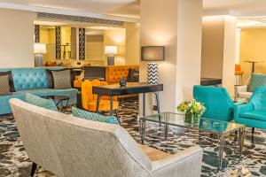 A seating area at Airotel Stratos Vassilikos Hotel