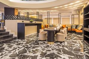A seating area at Airotel Stratos Vassilikos Hotel