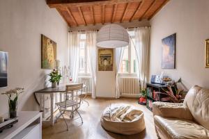 Posedenie v ubytovaní In Arezzo Apartment