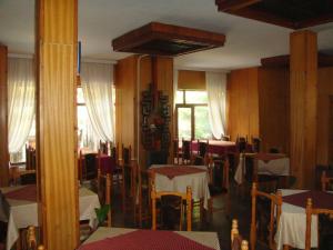 Afbeelding uit fotogalerij van Diana Hotel in Gŭlŭbovo