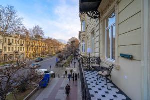 Gallery image of TIFLIS OPERA Aparthotel in Tbilisi City