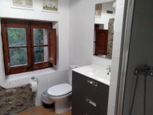 Koupelna v ubytování Casa Carlota + 33 fotografií