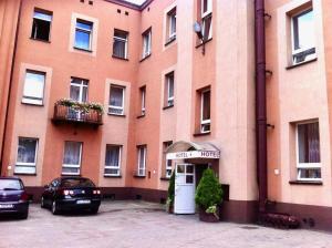 Budynek, w którym mieści się hotel