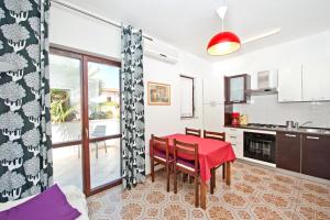 Küche/Küchenzeile in der Unterkunft Apartments Alluro