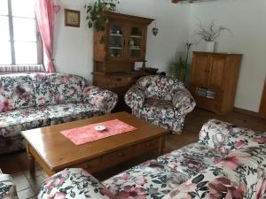 Posedenie v ubytovaní Pension Polubný 922