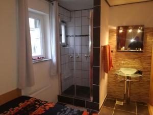 Koupelna v ubytování Haus Chrissy