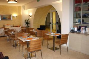 En restaurant eller et spisested på Hotel Villa Cibele