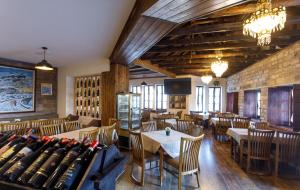Istumisnurk majutusasutuses Hotel Kodra