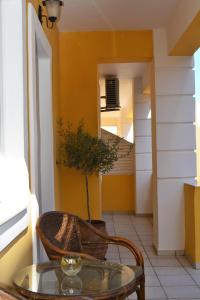 Kép Raph's Studios-Apts By The Sea szállásáról Ajía Marína Néasz Kidoníaszban a galériában
