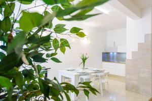 Gallery image of Deluxe Beach Apartments Renata in Split