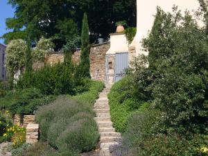 Gallery image of Le Jardin de Beauvoir in Lyon +16 photos