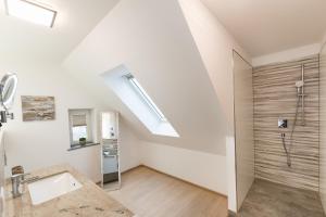 Koupelna v ubytování Villa von Boyneburgk + 29 fotografií
