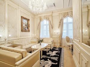 Posedenie v ubytovaní Hotel Koronny
