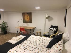 Postel nebo postele na pokoji v ubytování Hassan Guesthouse