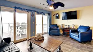 Gallery image of Put-in-Bay Waterfront Condo #209 in Put-in-Bay