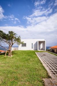 Vrt ispred objekta "NICE!" Ocean view of Ishigaki island, Okinawa/ Four-bedroom Villa