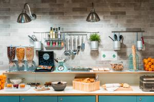 A cozinha ou cozinha compacta de Ibis Styles Paris Place d'Italie - Butte Aux Cailles
