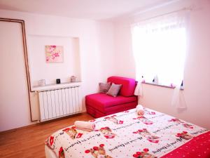Postel nebo postele na pokoji v ubytování Apartman "Sabine red" with heated pool