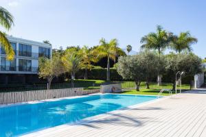 The swimming pool at or close to Home2Book Design Santa Úrsula Pool & Wifi