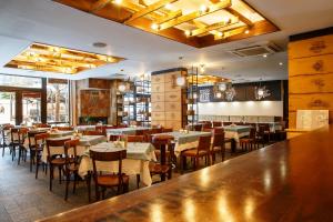 Nhà hàng/khu ăn uống khác tại Hotel Casa Karina Bansko - Half Board & All Inclusive