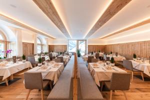 Posedenie v ubytovaní Hotel Madatsch