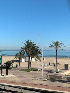 Photo de la galerie de l'établissement BEACH I, à Gandía