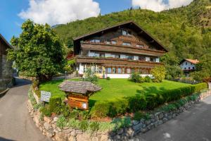Nespecifikovaný výhled na hory nebo výhled na hory při pohledu z bed and breakfast