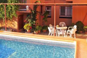 Gallery image of REFUGI DE MAR WITH PRIVATE SWIMMING POOL AND FREE WIFi in Hospitalet de l'Infant