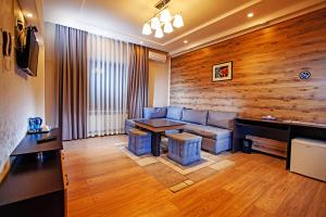 Posezení v ubytování Lumarc Hotel