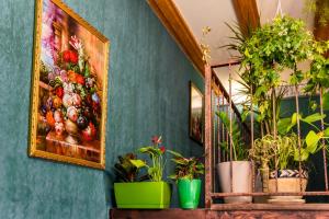 Vrt ispred objekta Tiflis Inn Boutique Hotel