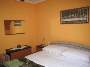 Postel nebo postele na pokoji v ubytování Guest House Sveti Marko Gacka