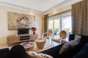 Część wypoczynkowa w obiekcie Arcos Gardens Sol Rent Golf