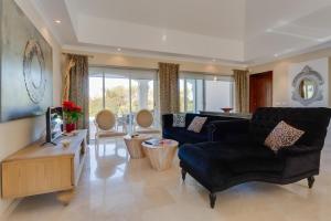 Część wypoczynkowa w obiekcie Arcos Gardens Sol Rent Golf