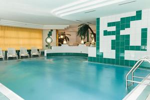 The swimming pool at or close to Appartementhaus Bergland