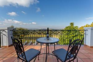Balkon lub taras w obiekcie Arcos Gardens Sol Rent Golf
