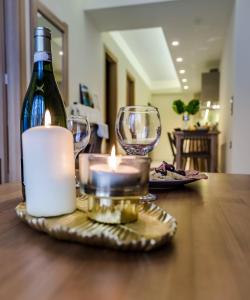 Nápoje v ubytování Lemar Luxury Apartments