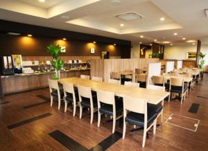 A restaurant or other place to eat at Hotel Route Inn Kesennuma Chuo Inter