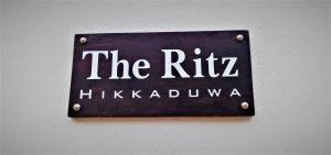 Majutusasutuses The Ritz Hikkaduwa olev sertifikaat, autasu, silt või muu dokument