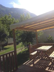 山景或在露营地看到的山景