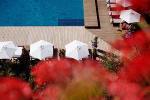 Piscina di The Alpina Gstaad o nelle vicinanze