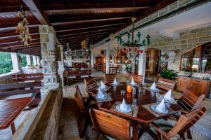 Istumisnurk majutusasutuses Hotel Skalinada