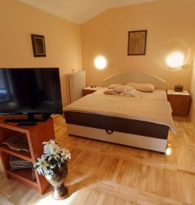 Krevet ili kreveti u jedinici u okviru objekta JET SET PRENOCISTE ROOMS Novi Sad
