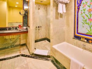 The Ummed Jodhpur Palace Resort & Spa的一间浴室