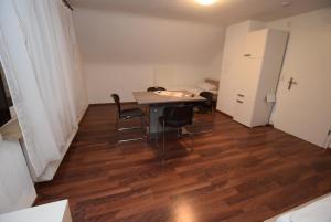 Foto dalla galleria di Apartment Ostfildern-Nellingen II a Ostfildern